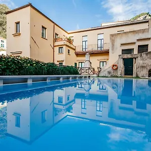 Amalfi Resort 2*, Amalfi Italia